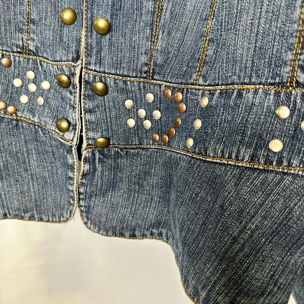 Faded Glory Jean Jacket with Stud and hook and bar closures Band Boho Glam Biker - Picture 2 of 7